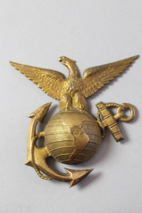 U.S MARINE CORPS EGA LAPEL HAT PIN USMC EAGLE GLOBE & ANCHOR CAP INSIGNIA LEFT 